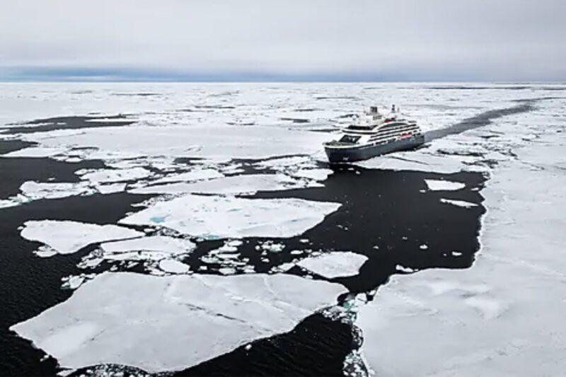 Crossing belle Island Strait PONANT
