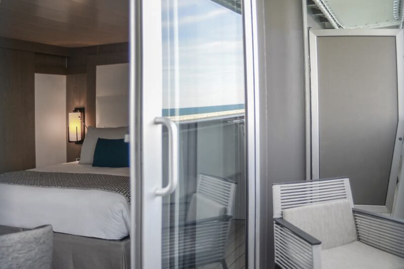 Deluxe Suite Deck 6 L'Austral Ponant 2