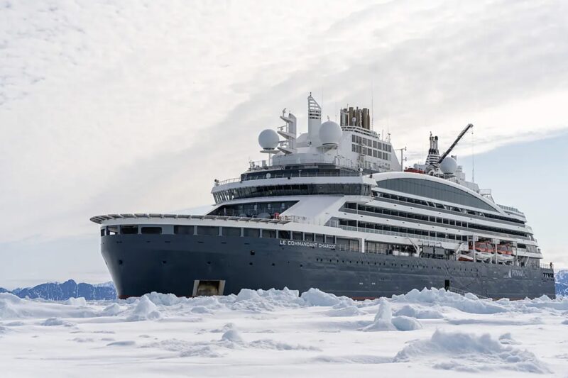 From the St Lawrence to Greenland, the Last Moments of Winter PONANT