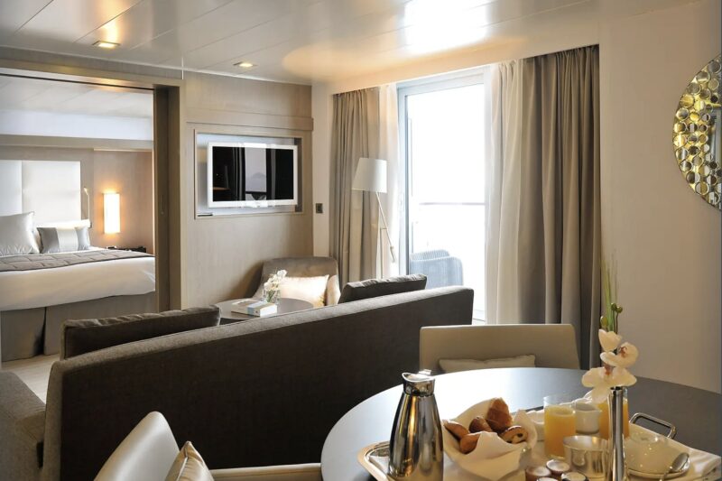 Owners Suite L'Austral Ponant
