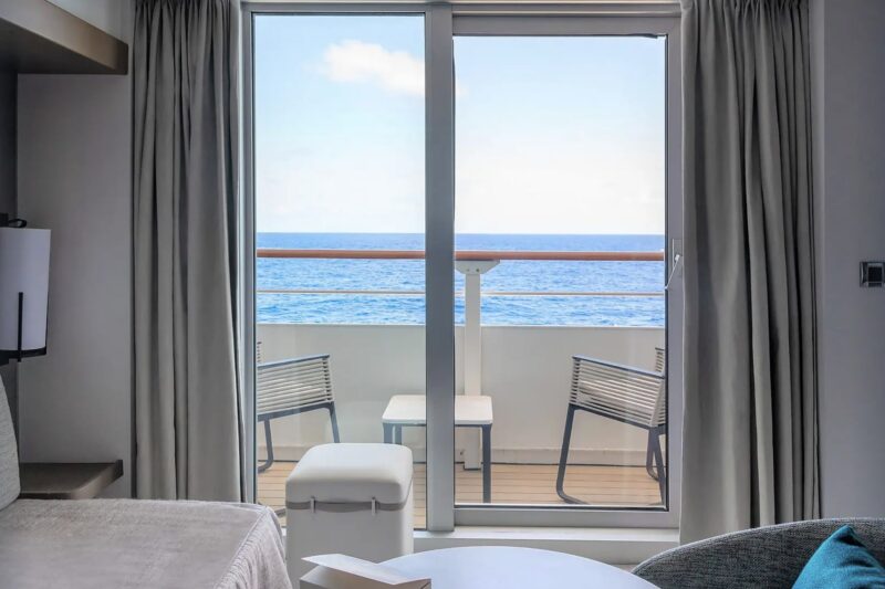 Prestige Suite Deck 5 L'Austral Ponant