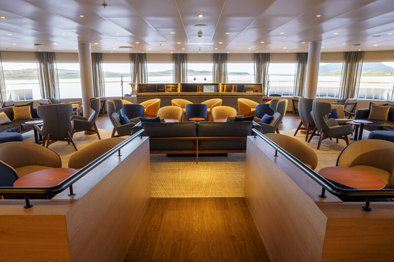 panorama lounge on Ultramarine