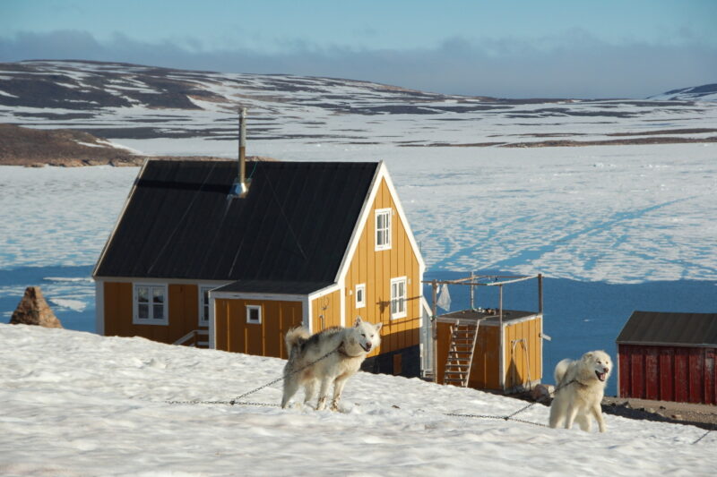 Remote greenlandic settlement PONANT