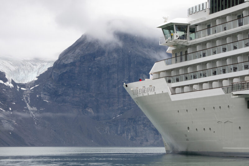 Silver Endeavour Promenade deck