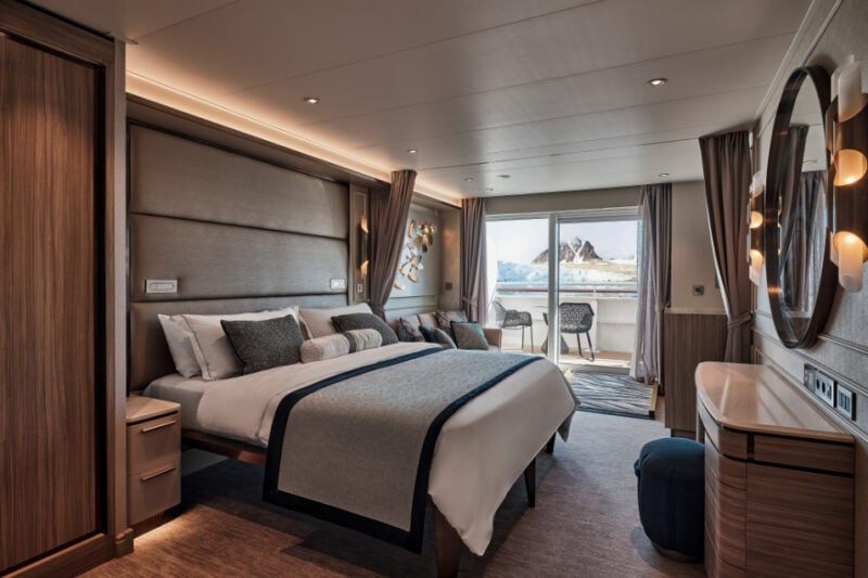 Silver Endeavour Classic Veranda Suite
