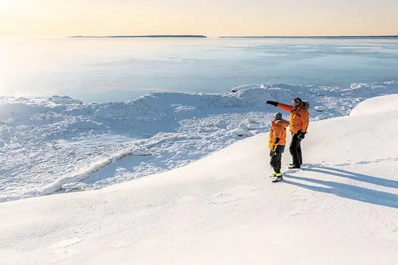 The-St.-Lawrence-River-in-the-Heart-of-the-Boreal-Winter
